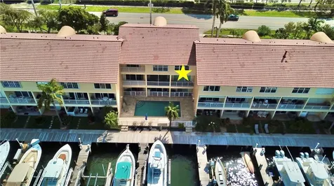 4230 N Ocean Drive Hollywood FL 33019