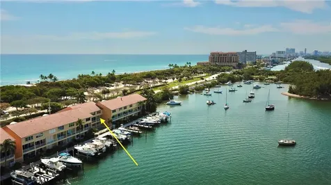 4230 N Ocean Drive Hollywood FL 33019