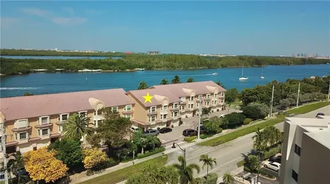 4230 N Ocean Drive Hollywood FL 33019