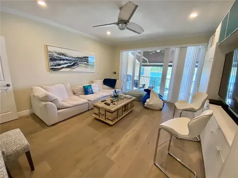 4230 N Ocean Drive Hollywood FL 33019