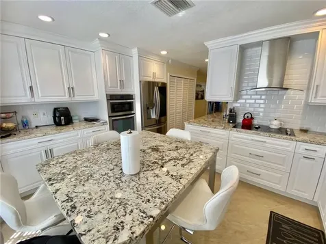 4230 N Ocean Drive Hollywood FL 33019