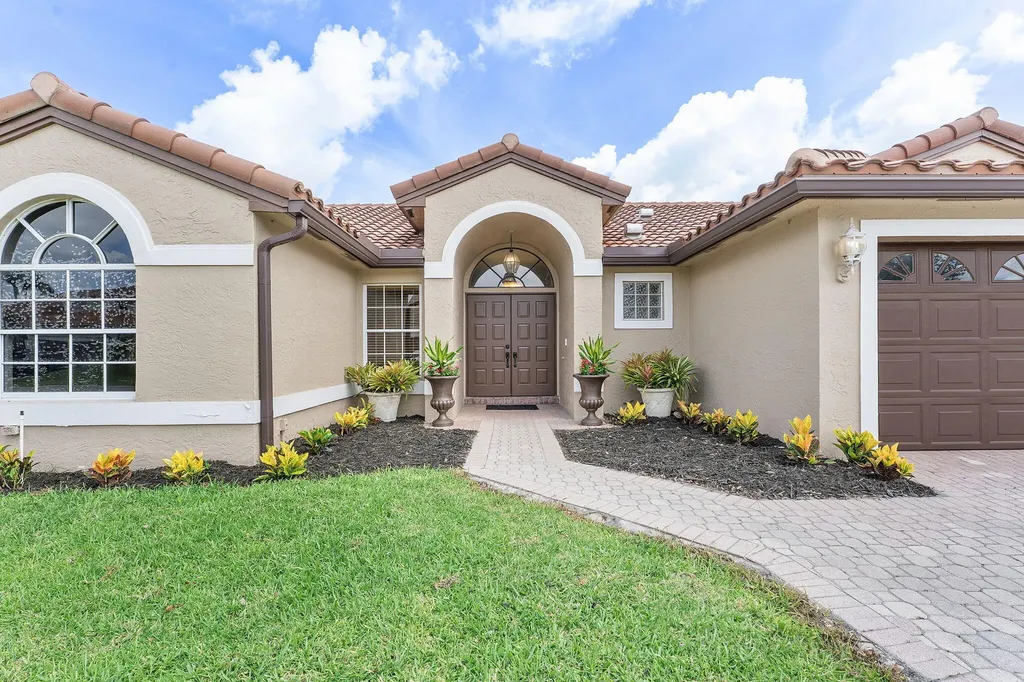 9399 Lake Serena Drive Boca Raton FL 33496