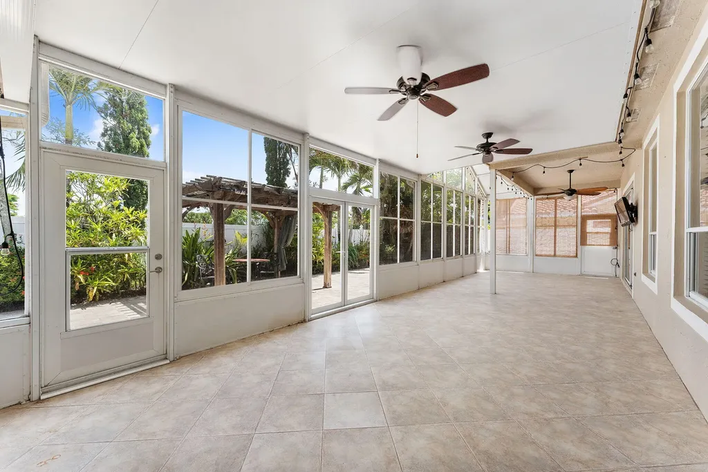 9399 Lake Serena Drive Boca Raton FL 33496