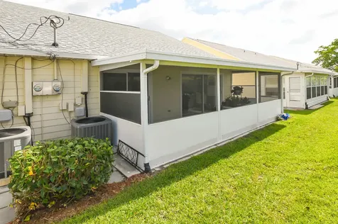 2640 SE Tropical E Circle Port St Lucie FL 34952