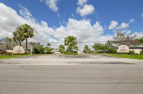 2640 SE Tropical E Circle Port St Lucie FL 34952