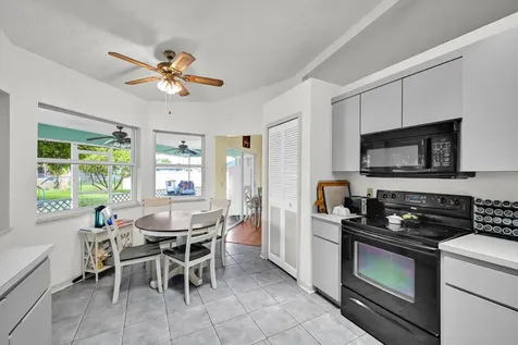 2265 SE Carnation Avenue Port St Lucie FL 34952