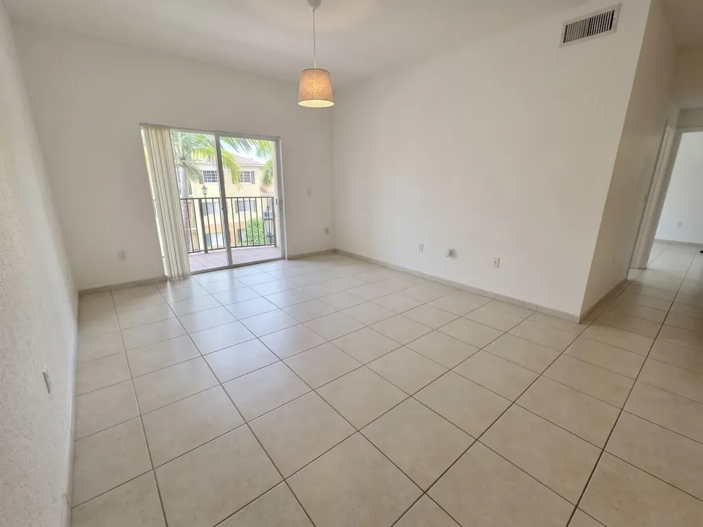 7240 NW 114th Avenue Doral FL 33178