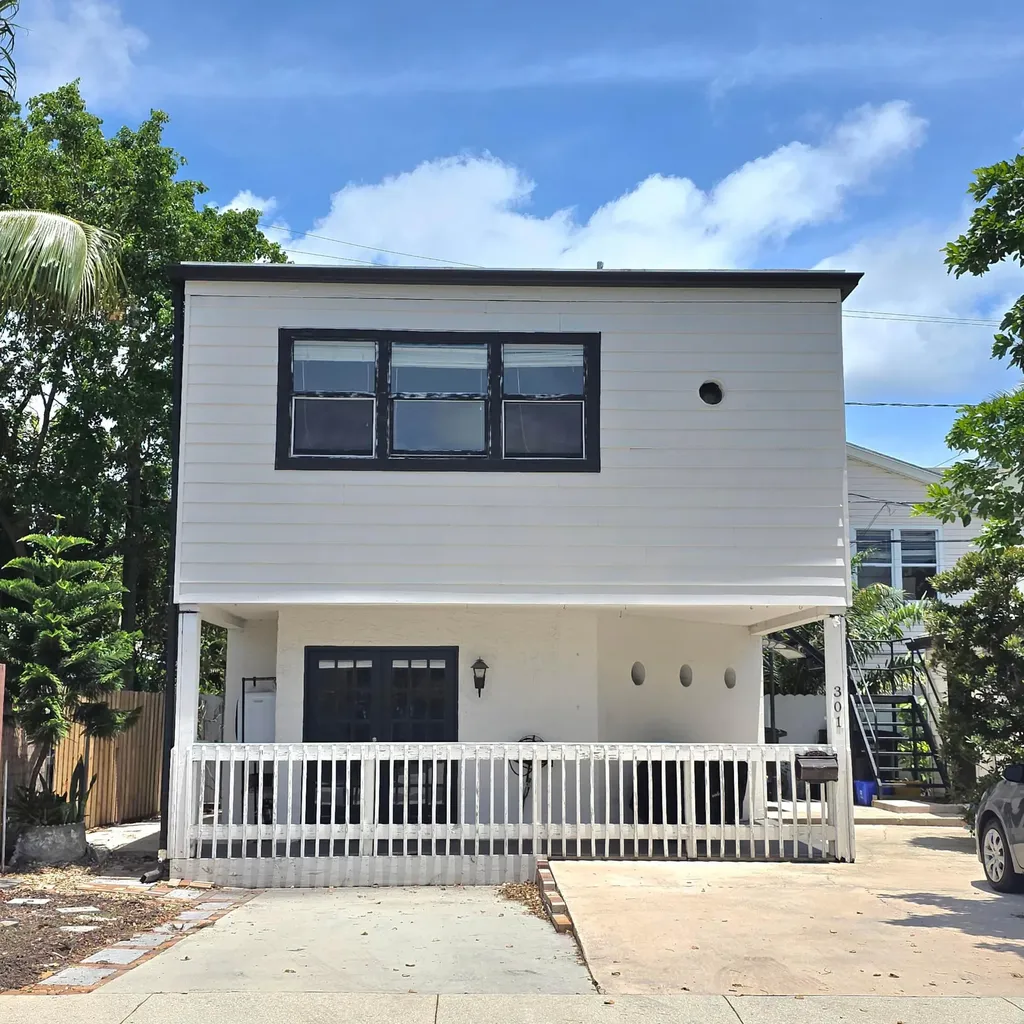 3709 S Olive Avenue West Palm Beach FL 33405