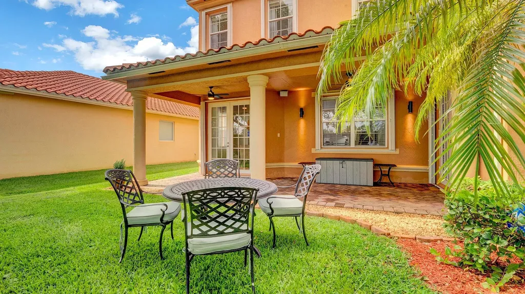 10641 Willow Oak Court Wellington FL 33414
