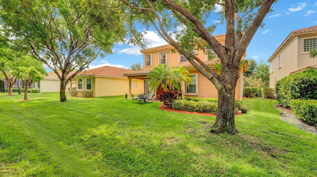 10641 Willow Oak Court Wellington FL 33414