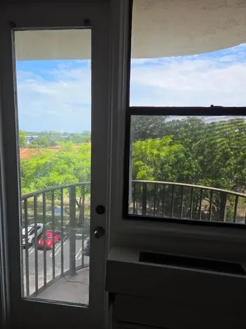 2701 Riverside Drive Coral Springs FL 33065