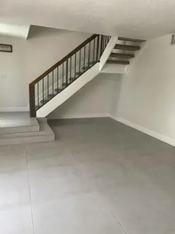 1660 W Golfview Drive Pembroke Pines FL 33026
