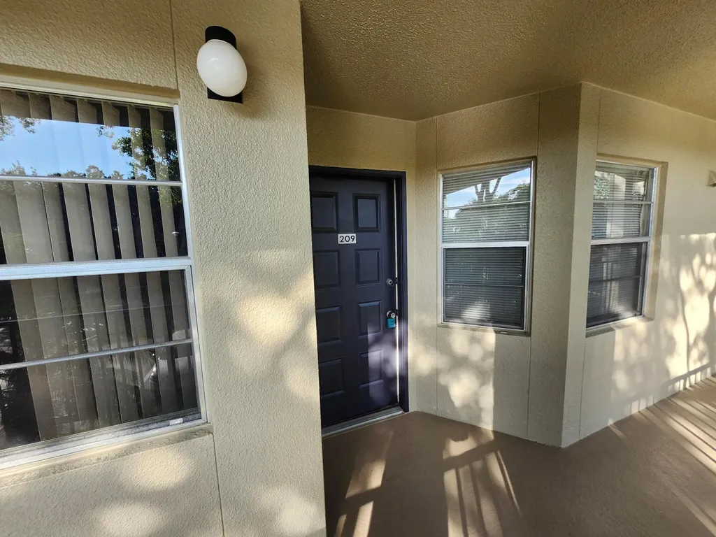 1100 SW 128th Terrace SW Pembroke Pines FL 33027