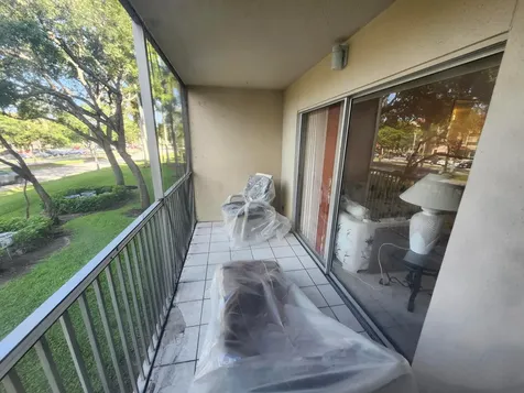 1100 SW 128th Terrace SW Pembroke Pines FL 33027
