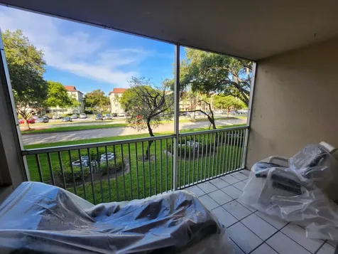 1100 SW 128th Terrace SW Pembroke Pines FL 33027