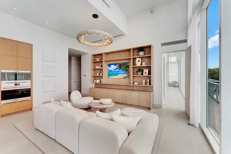 2321 SE 17th Street Fort Lauderdale FL 33316