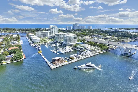 2321 SE 17th Street Fort Lauderdale FL 33316