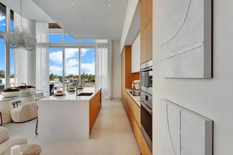 2321 SE 17th Street Fort Lauderdale FL 33316