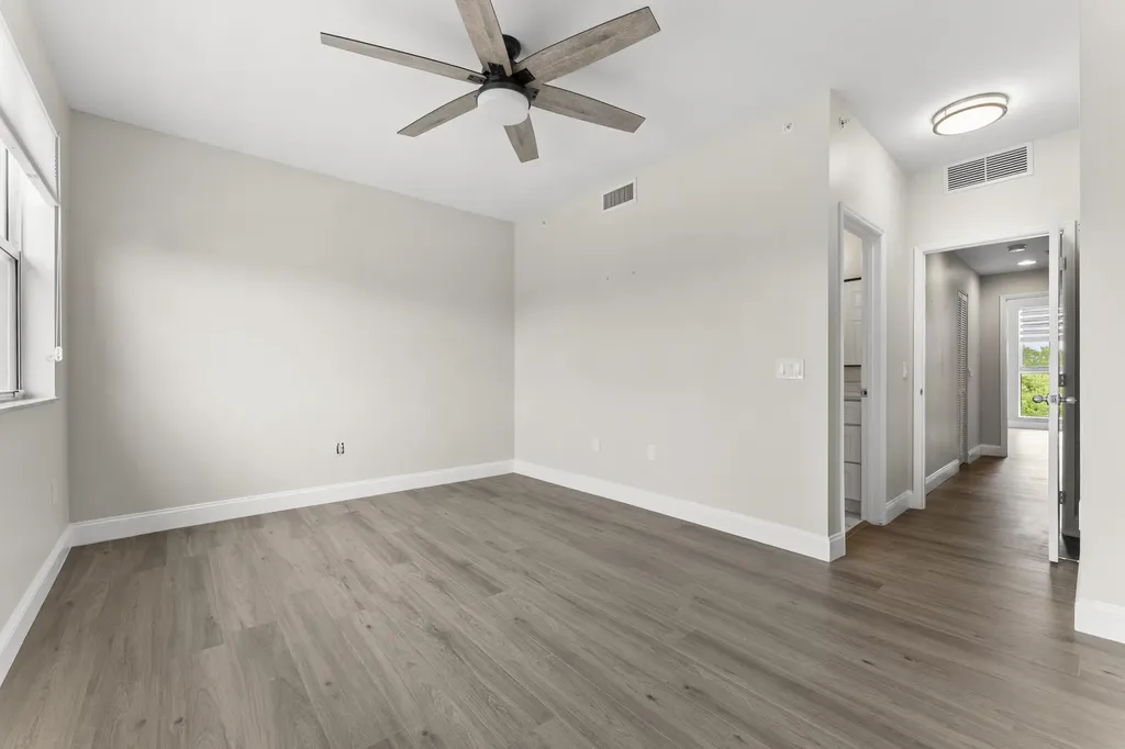 643 Casa Loma Boulevard Boynton Beach FL 33435