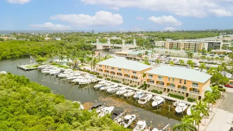 643 Casa Loma Boulevard Boynton Beach FL 33435