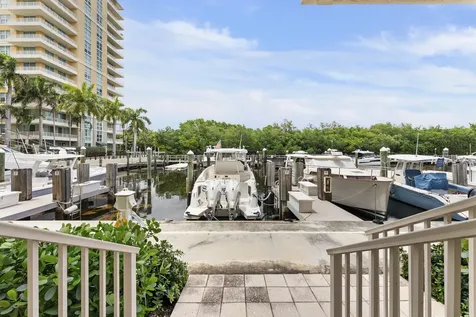 643 Casa Loma Boulevard Boynton Beach FL 33435