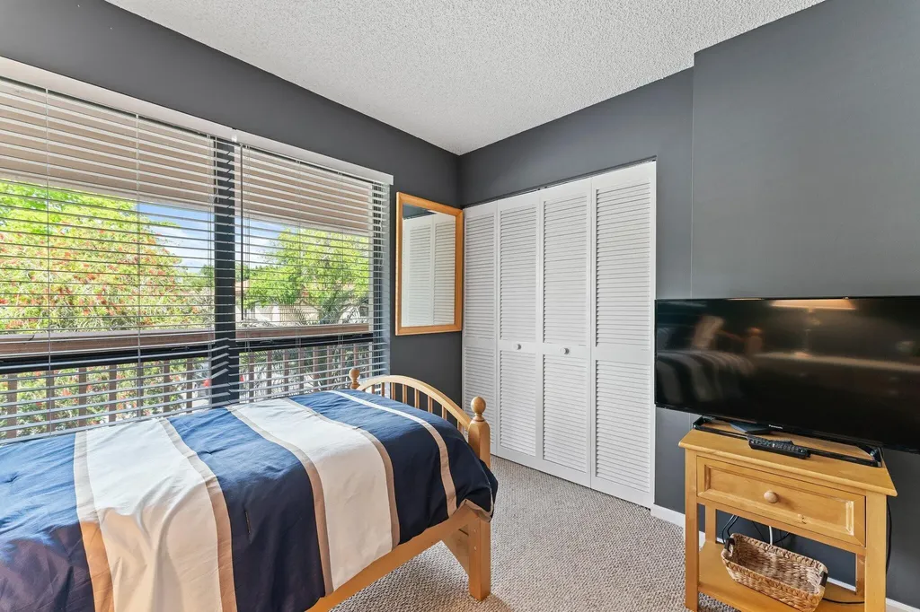 433 Brackenwood Lane N Palm Beach Gardens FL 33418