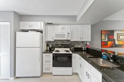 433 Brackenwood Lane N Palm Beach Gardens FL 33418