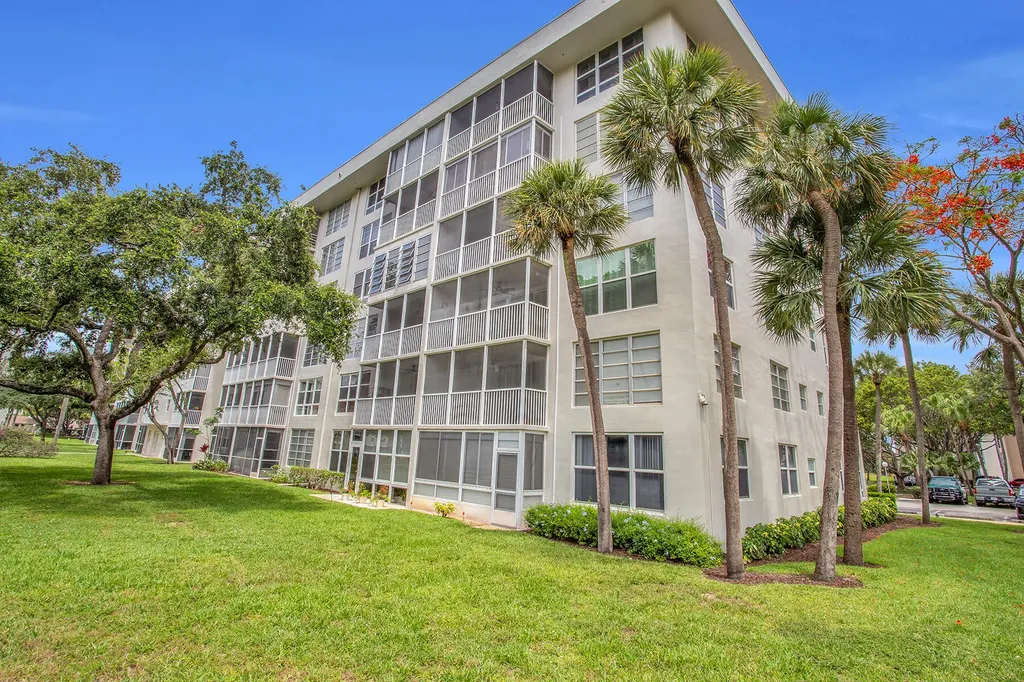 2600 S Course Drive Pompano Beach FL 33069