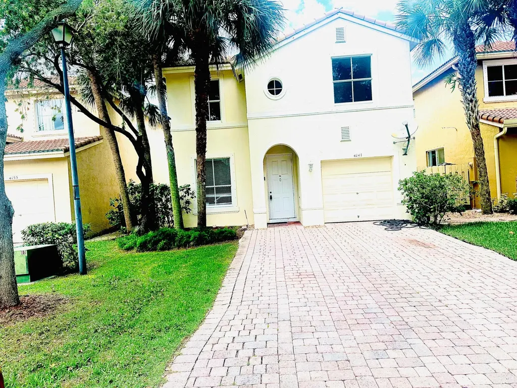 4147 Meade Way West Palm Beach FL 33409