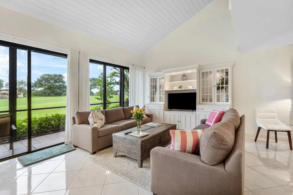 301 Old Meadow Way Palm Beach Gardens FL 33418