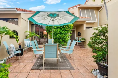 301 Old Meadow Way Palm Beach Gardens FL 33418