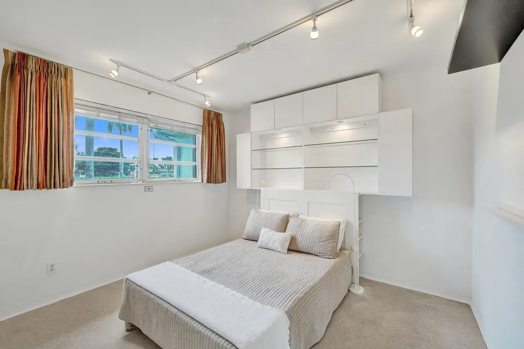 3113 Hollywood Boulevard Hollywood FL 33021
