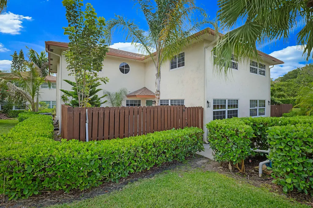 717 S Us Highway One Jupiter FL 33477