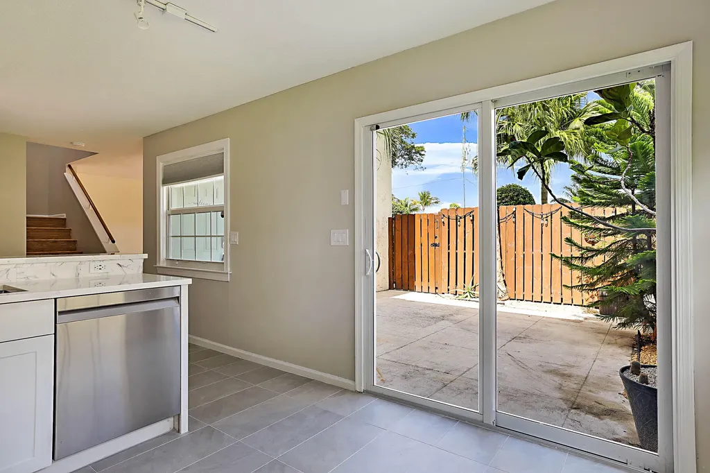 717 S Us Highway One Jupiter FL 33477