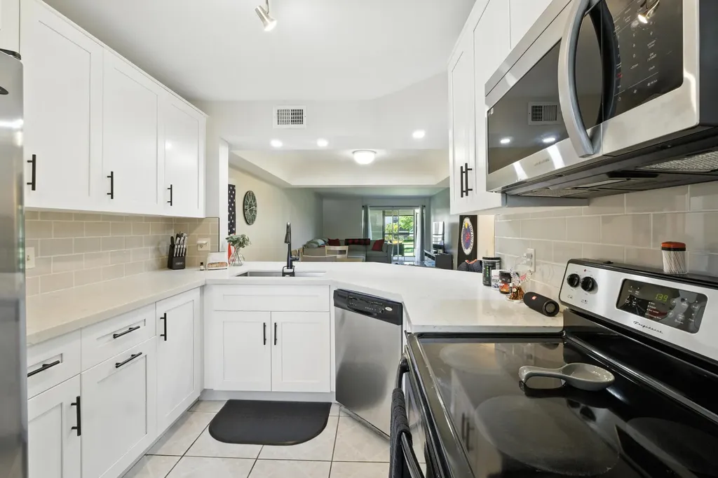 23380 Carolwood Lane Boca Raton FL 33428