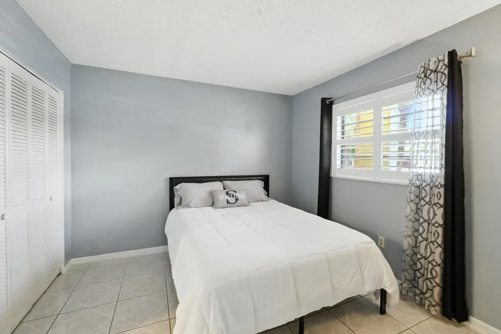 23380 Carolwood Lane Boca Raton FL 33428
