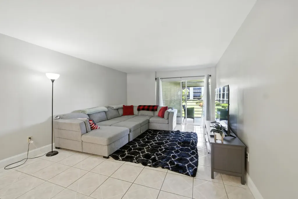 23380 Carolwood Lane Boca Raton FL 33428