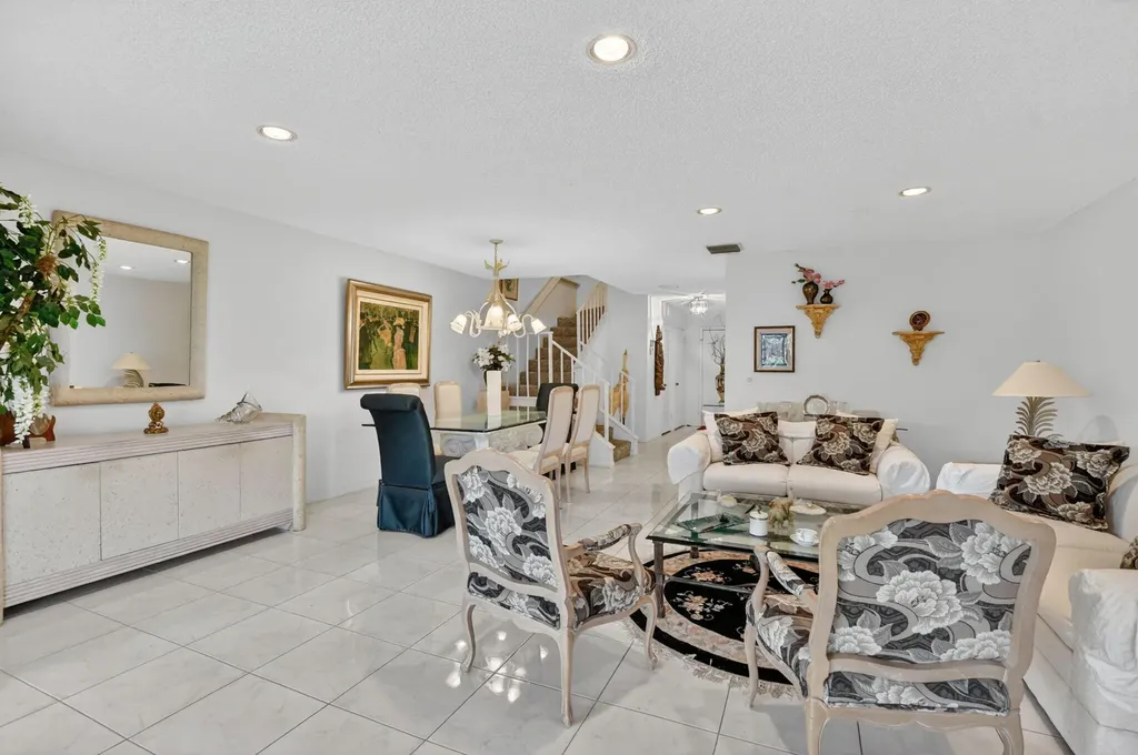 8045 Eastlake Drive Boca Raton FL 33433