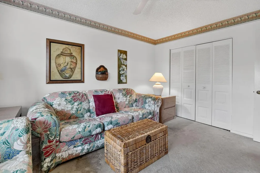 8045 Eastlake Drive Boca Raton FL 33433