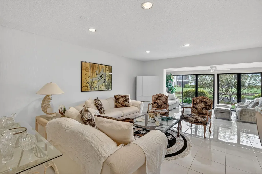8045 Eastlake Drive Boca Raton FL 33433