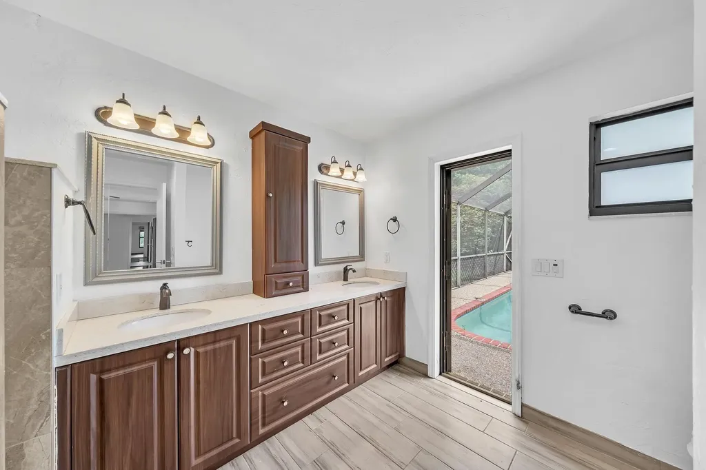 303 NW 105th Terrace Coral Springs FL 33071
