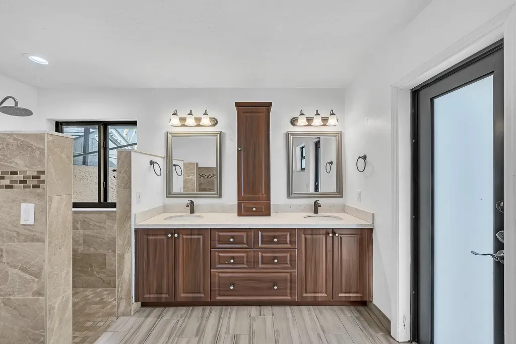 303 NW 105th Terrace Coral Springs FL 33071