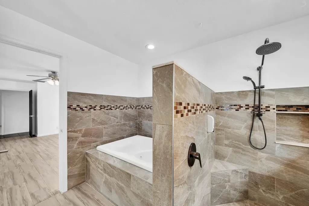 303 NW 105th Terrace Coral Springs FL 33071