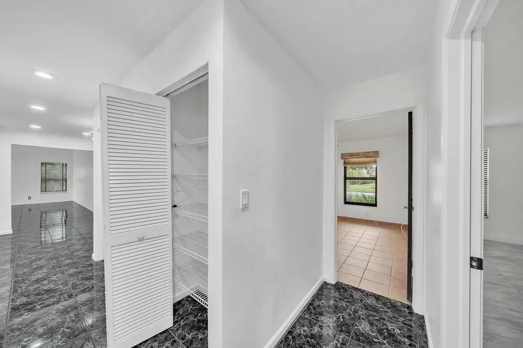 303 NW 105th Terrace Coral Springs FL 33071