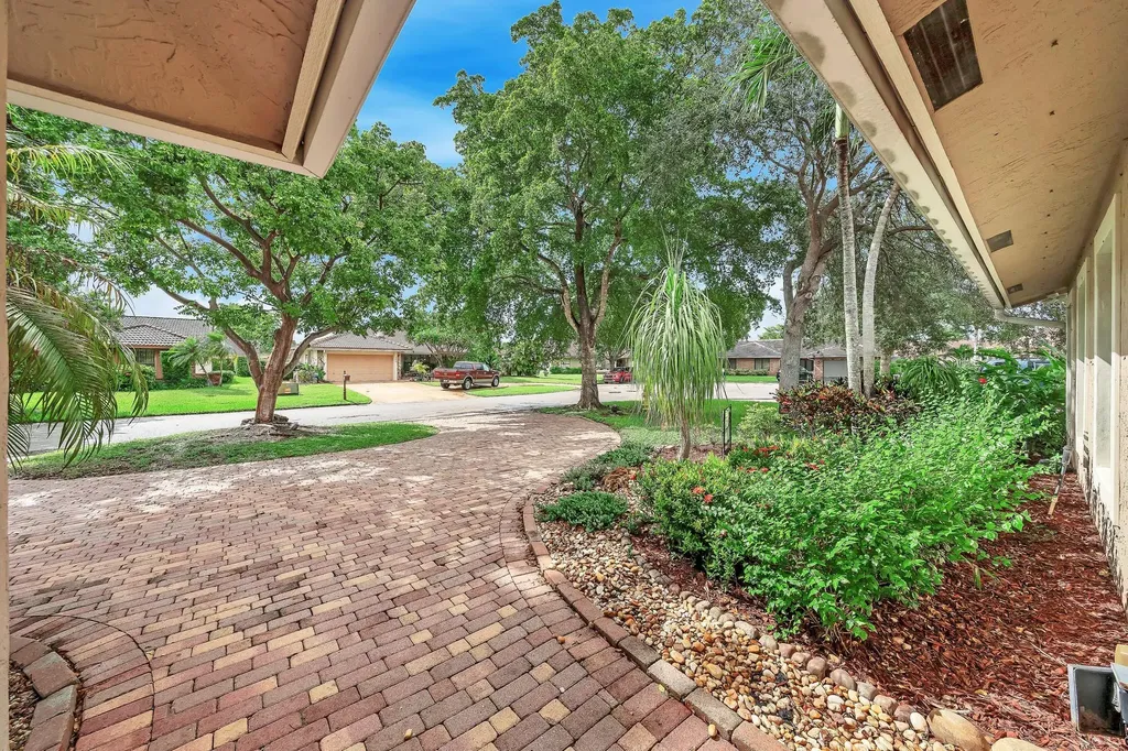 303 NW 105th Terrace Coral Springs FL 33071