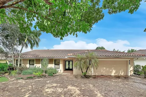 303 NW 105th Terrace Coral Springs FL 33071
