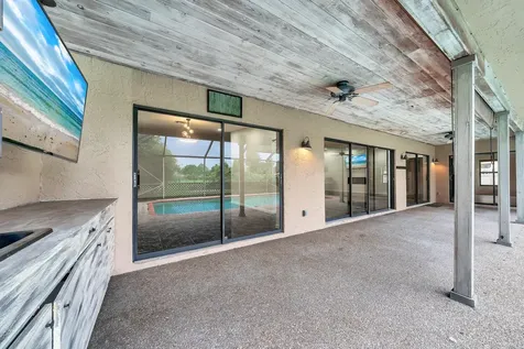 303 NW 105th Terrace Coral Springs FL 33071