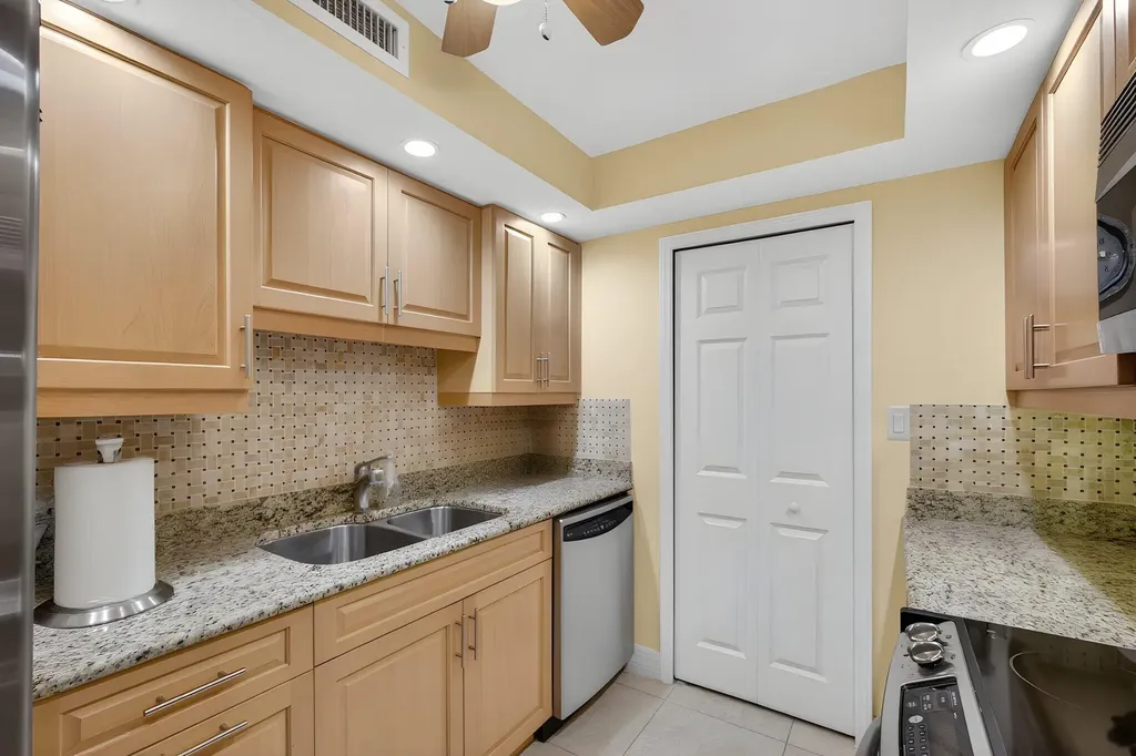 3000 N Ocean Drive Singer Island FL 33404