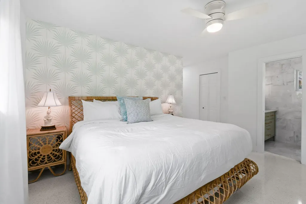 3315 NE 31st Avenue Lighthouse Point FL 33064