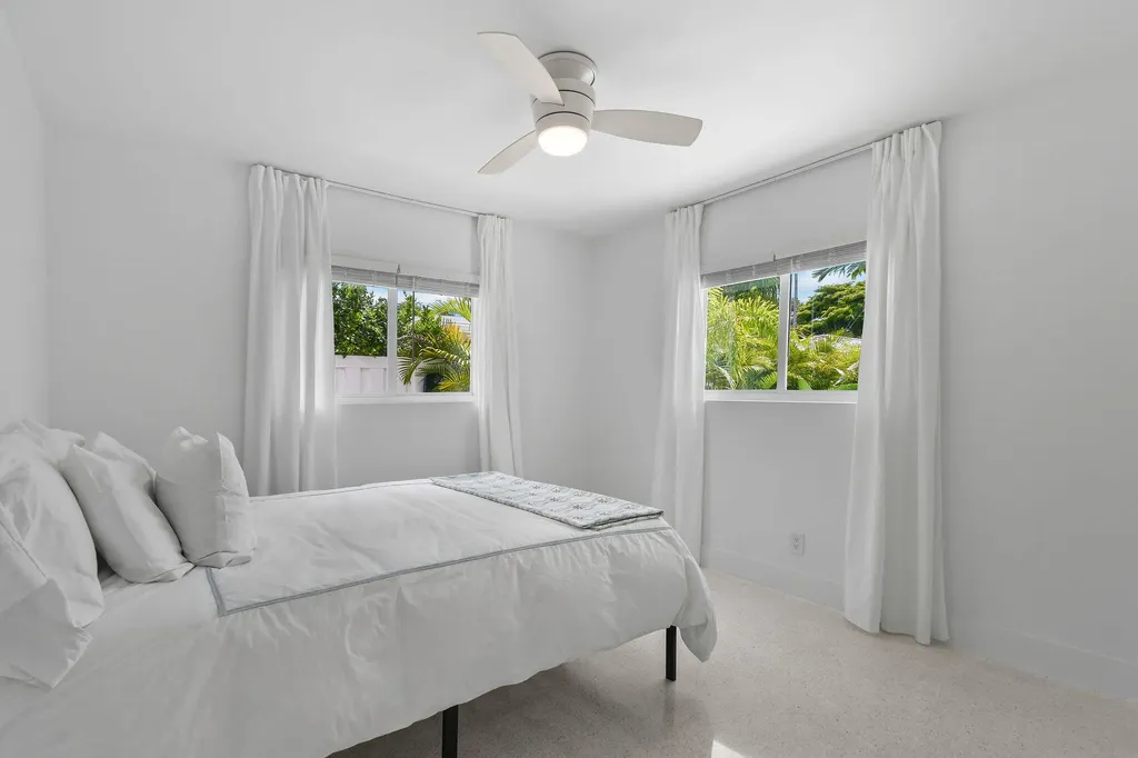3315 NE 31st Avenue Lighthouse Point FL 33064
